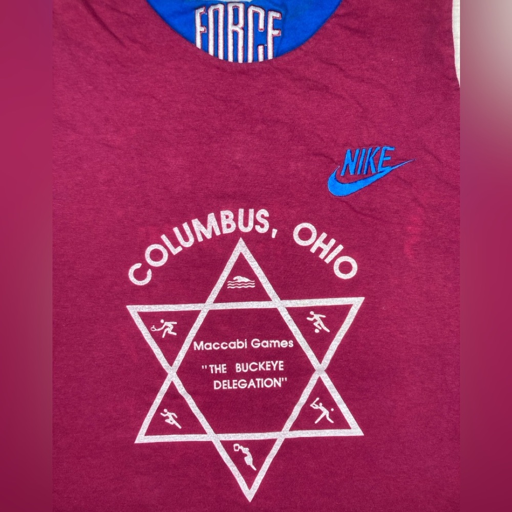 Nike Maccabi Games Reversible Tank Top

Size Large